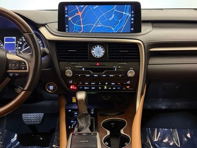 Used 2022 Nori Green Pearl Lexus 350L image 29