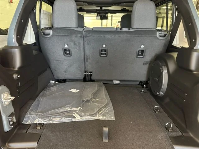 New 2026 Anvil Clearcoat Jeep Rubicon image 22