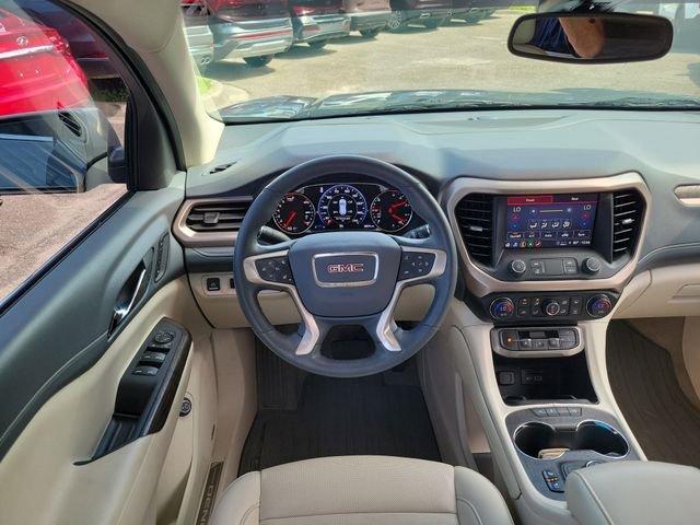 Used 2023 Silver GMC Denali image 28