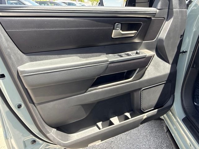 2025 Toyota Tundra SR5 - Photo 35