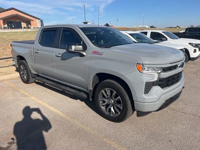 Slate Gray Metallic 2025 Chevrolet Silverado 1500 RST Crew Cab 4WD Pickup Truck Four-Wheel Drive 8-Speed Automatic