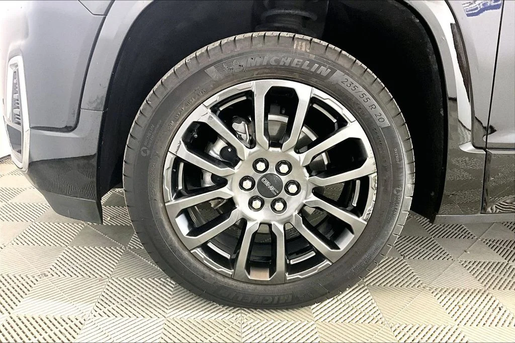 Used 2023 Ebony Twilight Metallic GMC Denali image 7