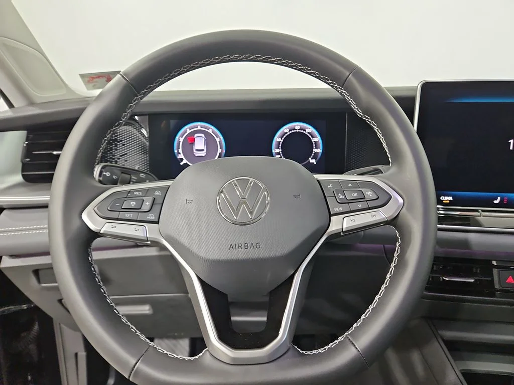 New 2026 Black Volkswagen 2.0T SE image 14