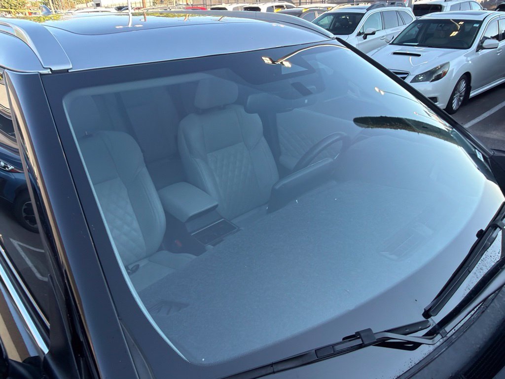 Used 2024 Black Mitsubishi SEL image 5