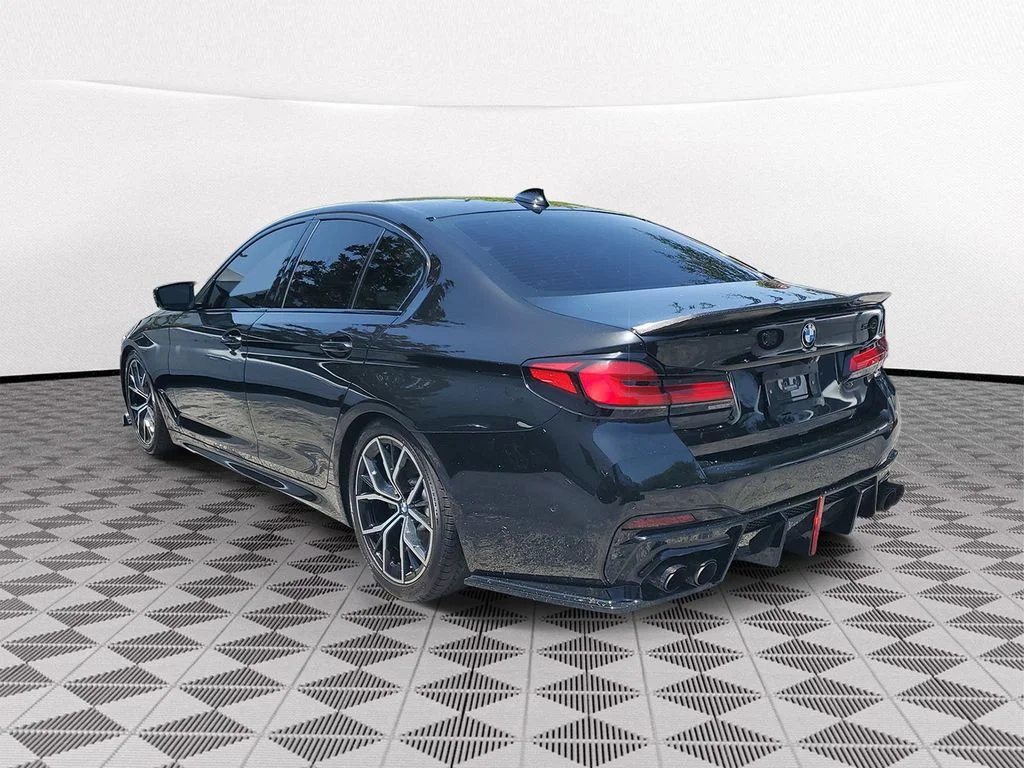 Used 2021 Black BMW 540i image 4
