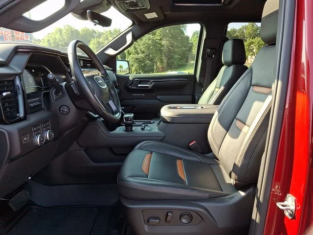 Used 2022 Red GMC AT4 image 13