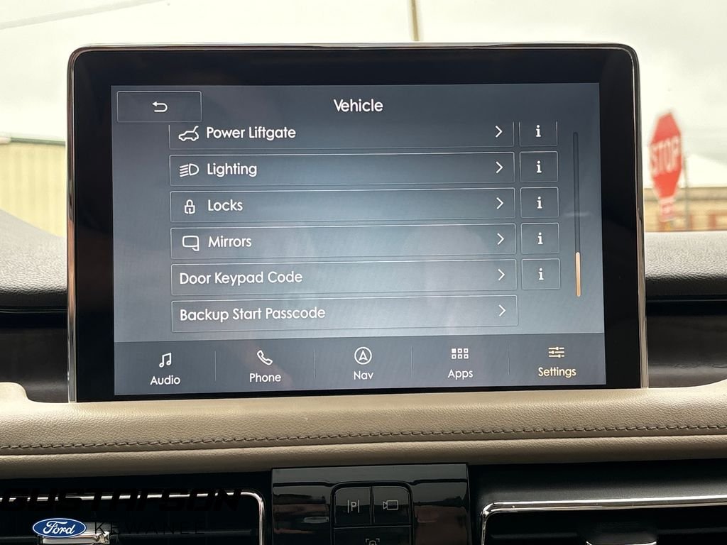 Used 2020 Iced Mocha Metallic Lincoln Reserve image 51