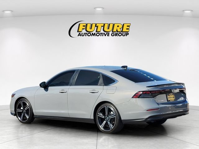 Used 2024  Honda Sport image 7