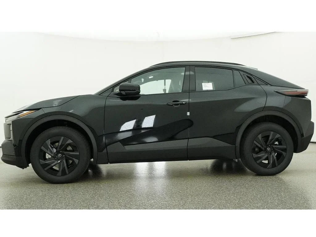 New 2026 Midnight Black Metallic Toyota SE image 25