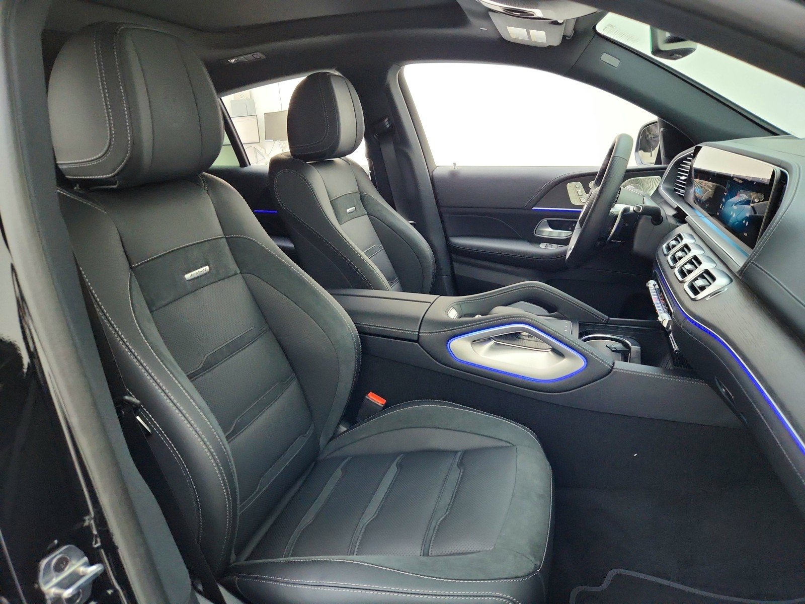 New 2026 Obsidian Black Metallic Mercedes-Benz AMG® GLE 53 4MATIC+ Coupe image 20
