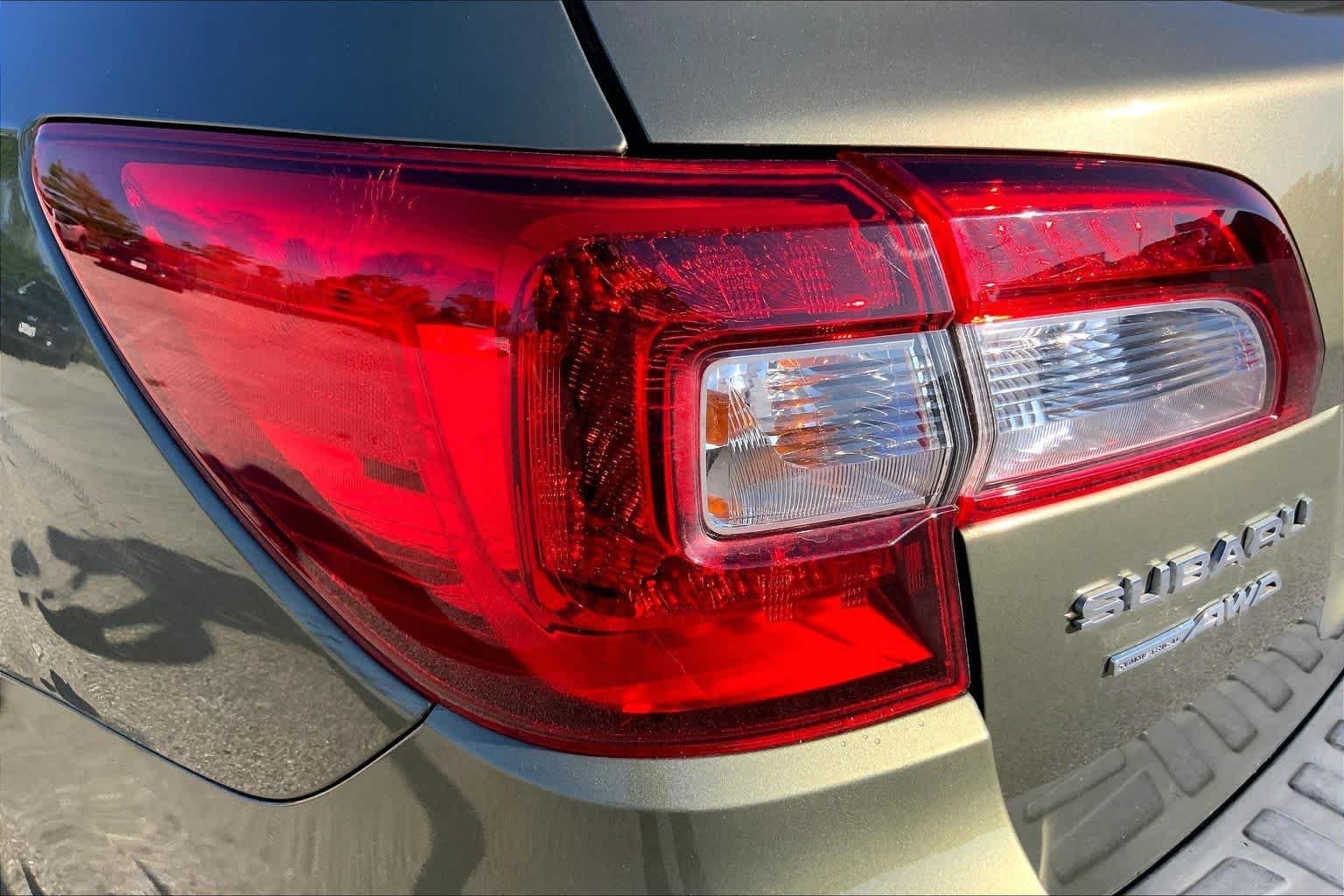 Used 2017 Wilderness Green Metallic Subaru Limited image 28