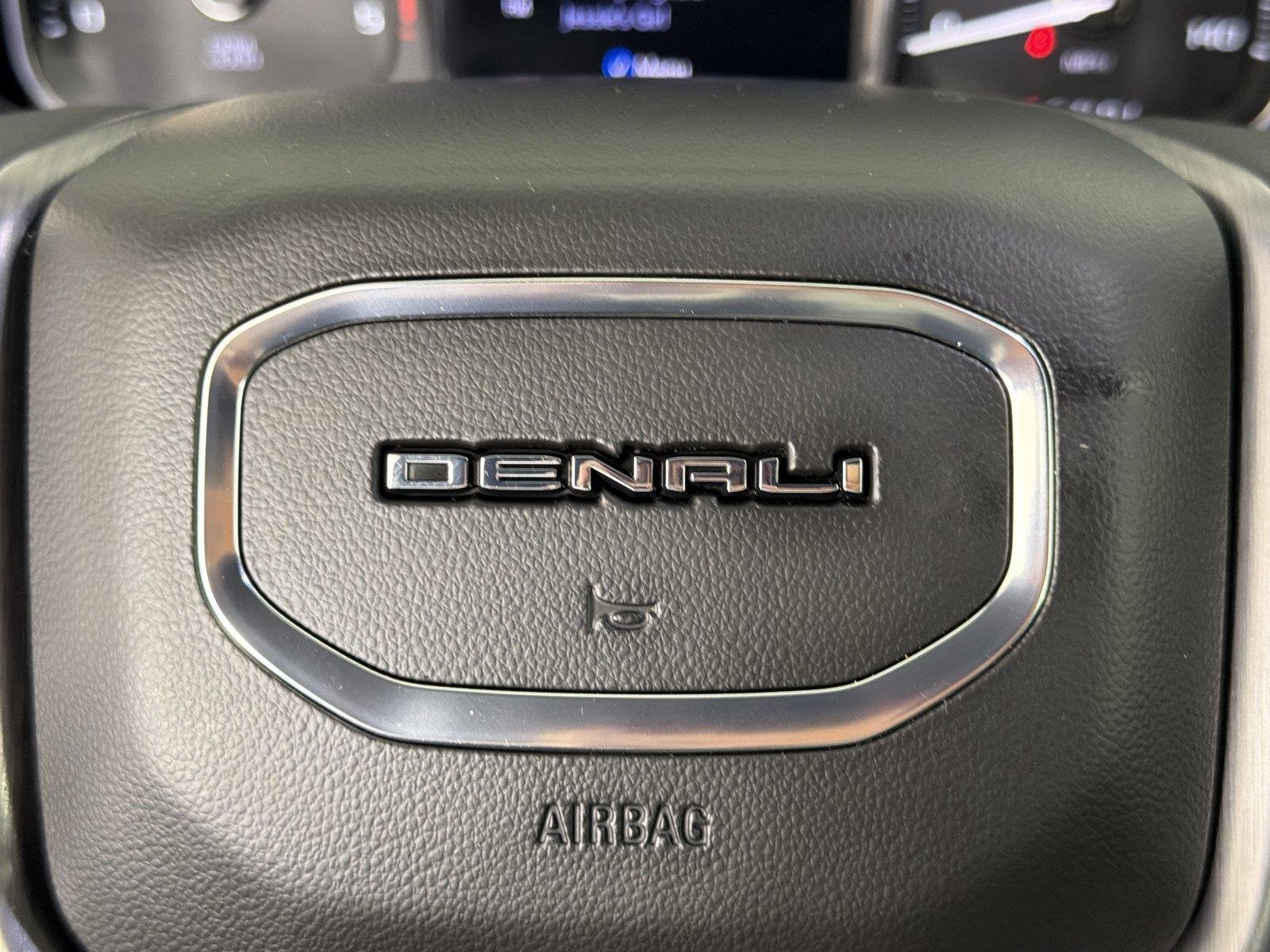 Used 2020 SUMMIT WHITE GMC Denali image 23
