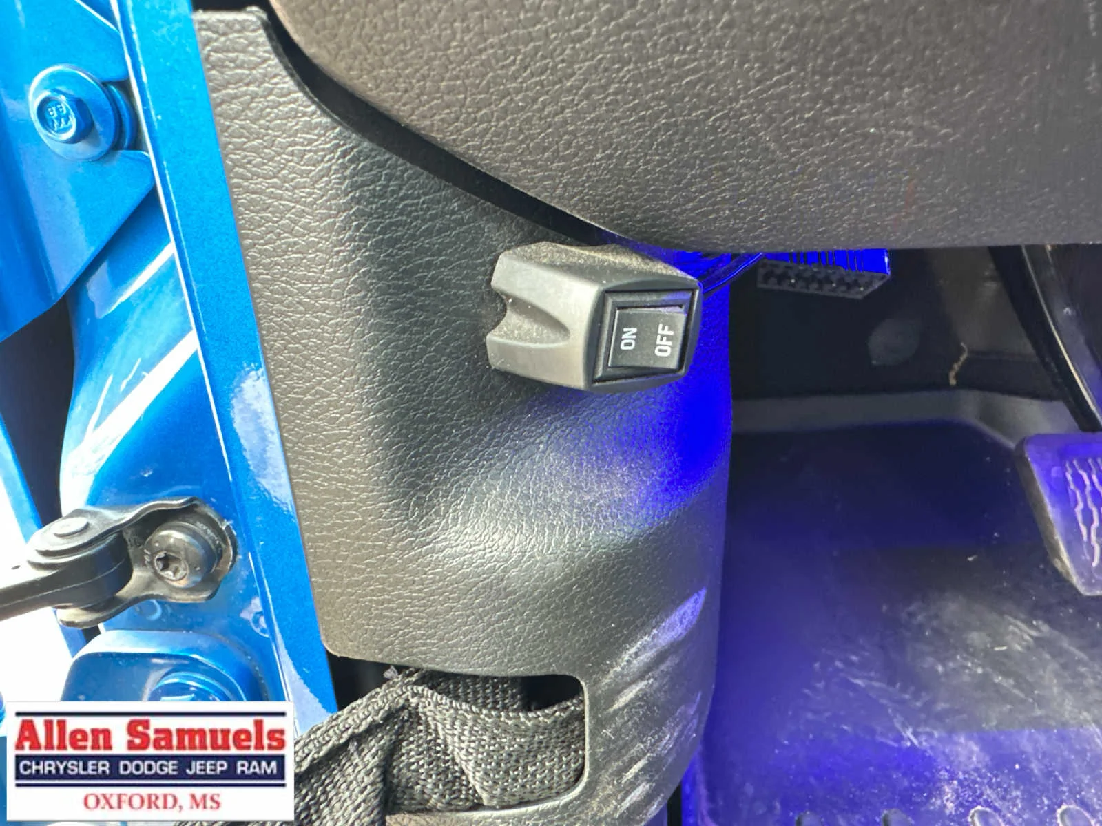 Used 2021 Hydro Blue Pearlcoat Jeep Sport S image 38