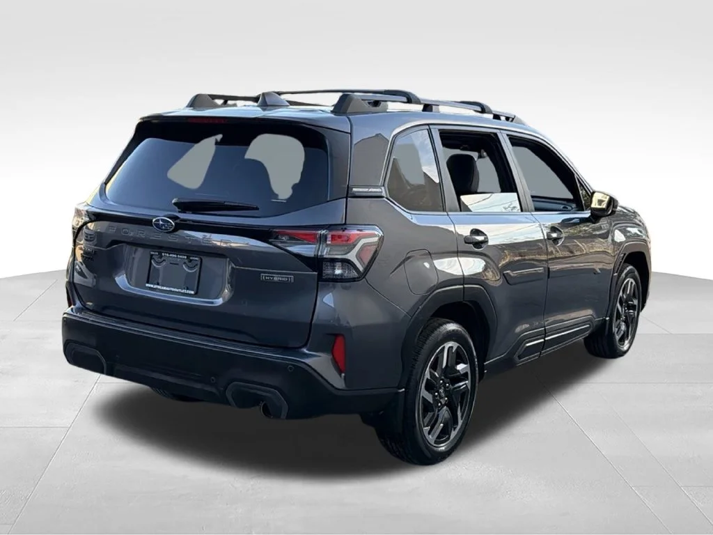 Used 2025 Gray Subaru Limited image 8