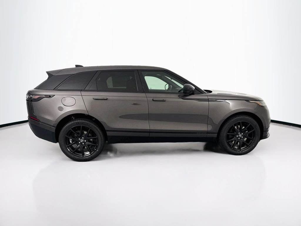 New 2026 Charente Grey Land Rover Belgravia Edition image 4