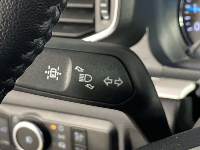 Used 2023 Black Ford XLT image 19