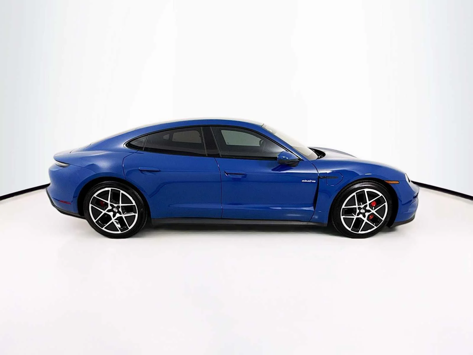 New 2026 Neptune Blue Porsche 4S image 8