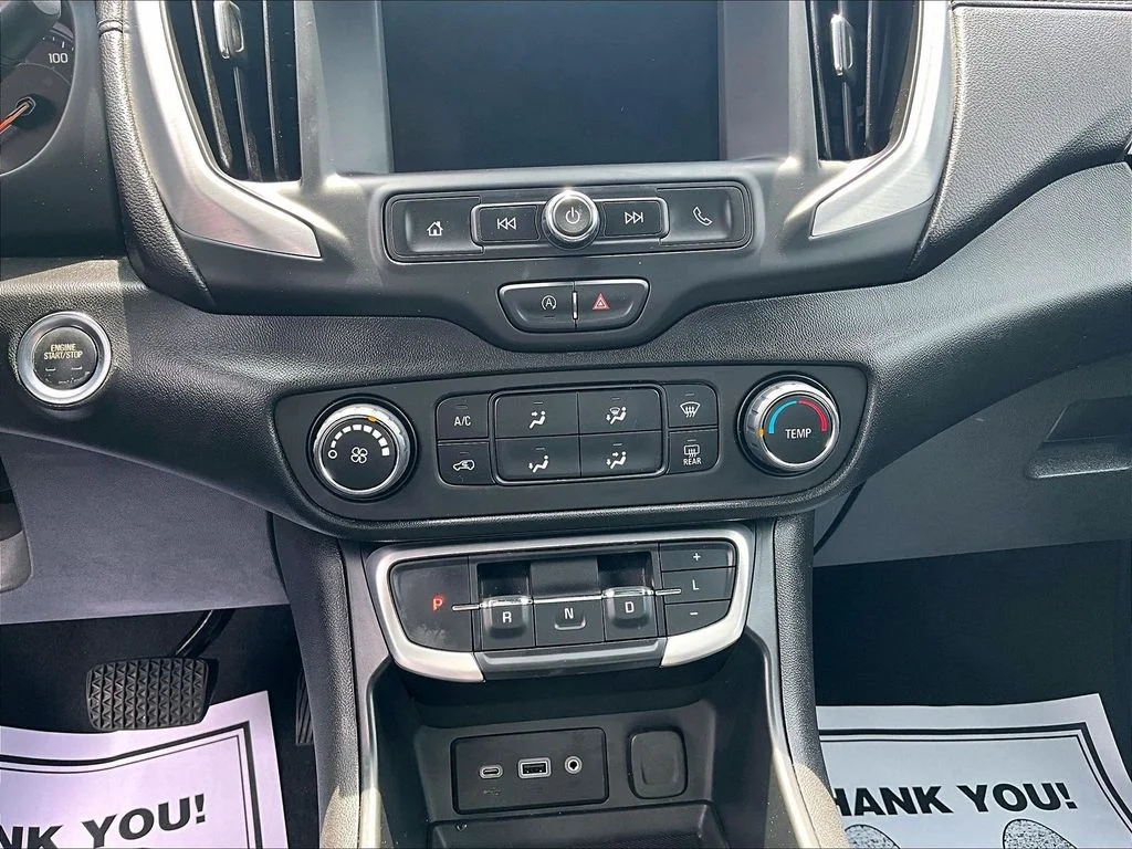 Used 2023 Silver GMC SLE image 29