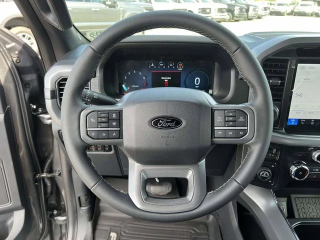 New 2026 Carbonized Gray Metallic Ford XLT image 14