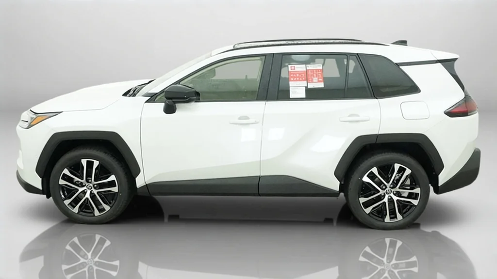 New 2026 Wind Chill Pearl Toyota Limited image 2
