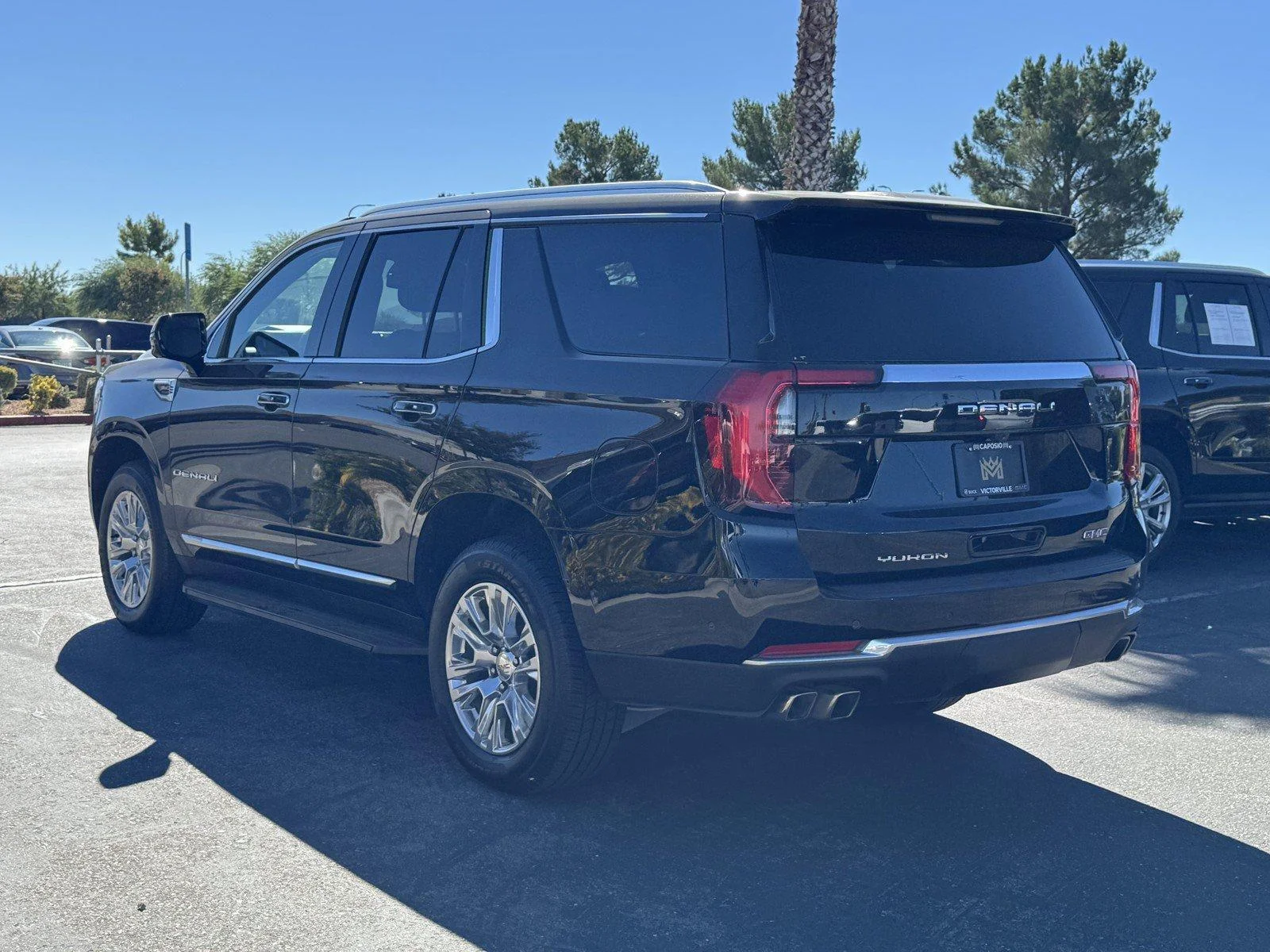 Used 2025 Onyx Black GMC Denali image 4