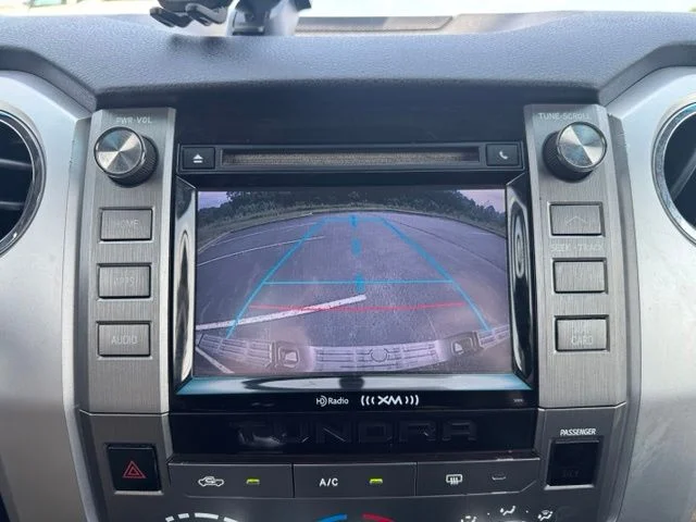 Used 2015 Black Toyota SR5 image 27