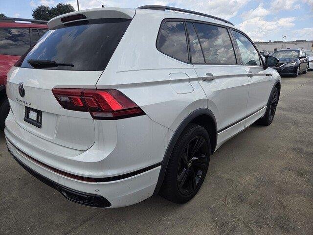 Used 2023 Opal White Pearl Volkswagen SE R-Line Black image 4