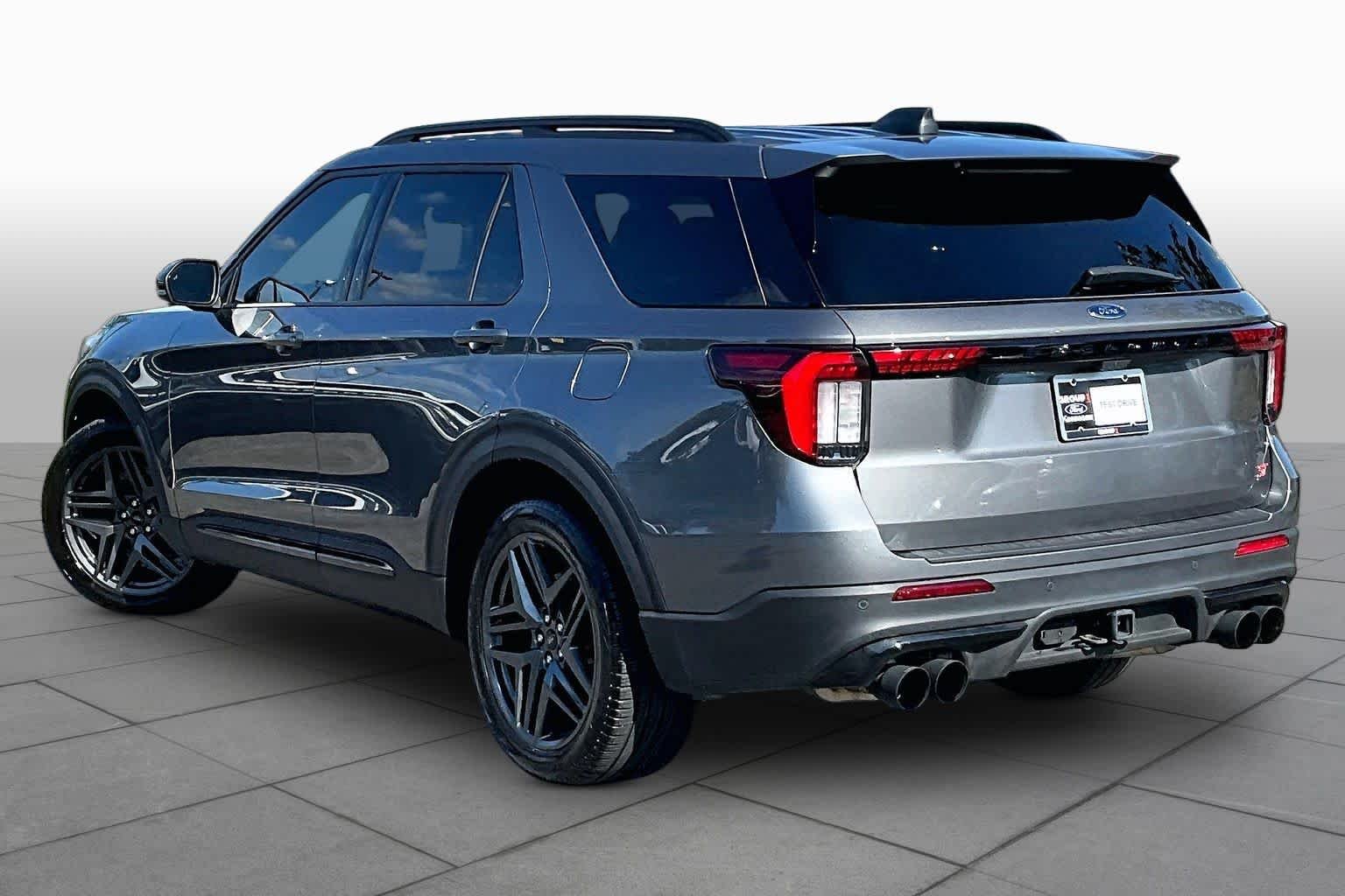 Used 2025 Carbonized Gray Metallic Ford ST image 12