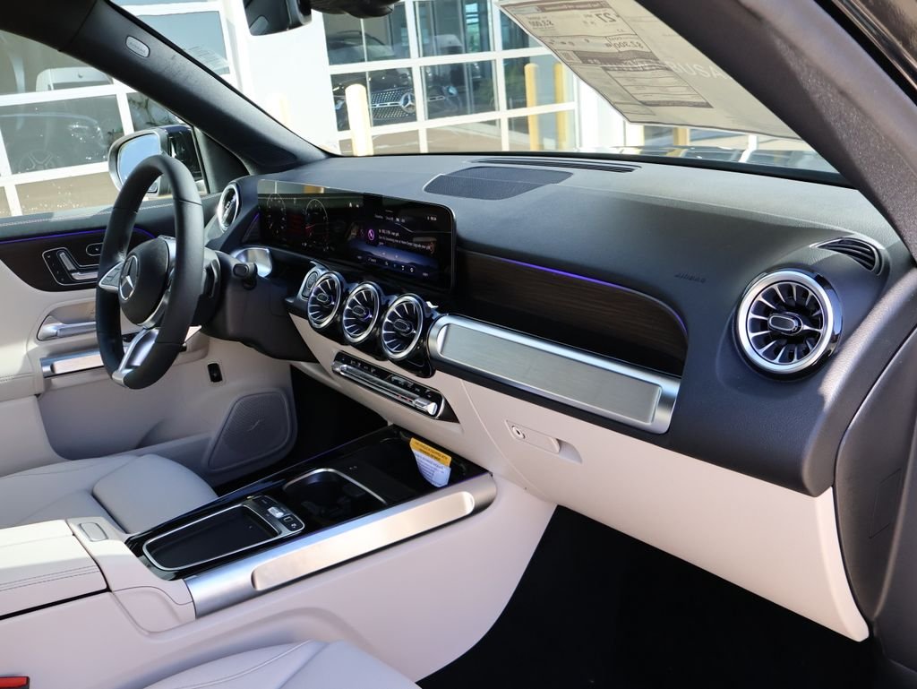 New 2026 Night Black Mercedes-Benz GLB 250 image 11