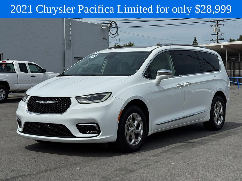 Used 2021 White Chrysler Limited image 4