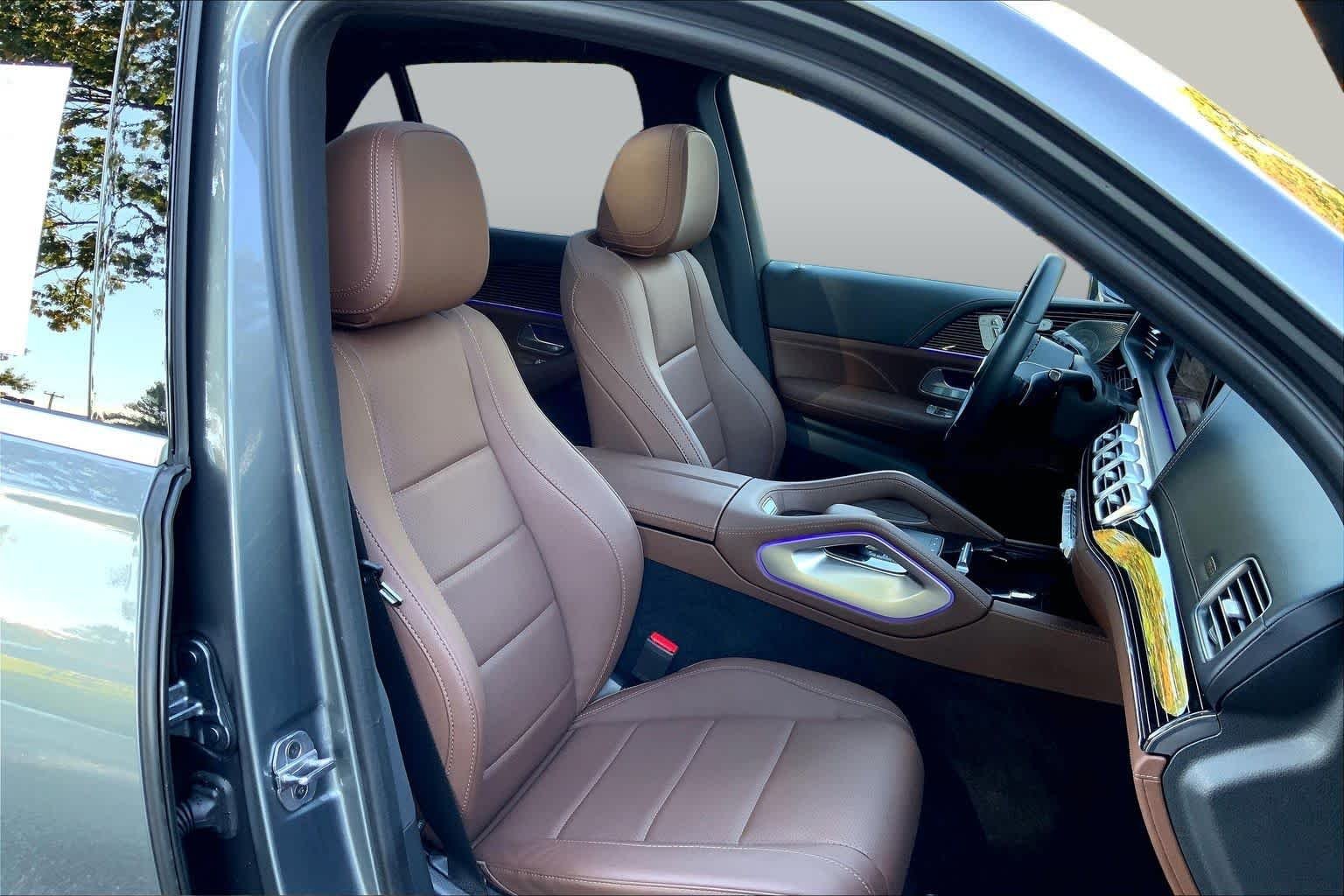 Used 2025 Selenite Grey Metallic Mercedes-Benz GLE 450 image 8