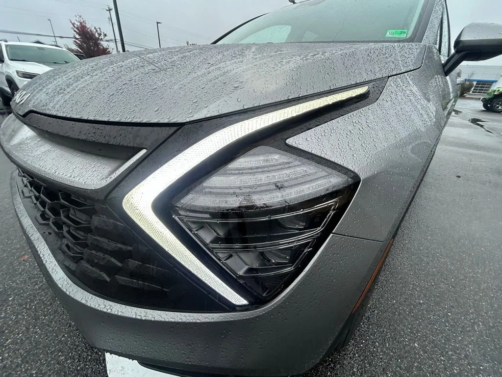 2024 Kia Sportage LX - Photo 14