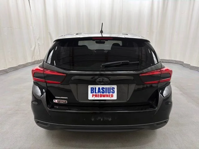 Used 2023 Black Subaru Base image 5