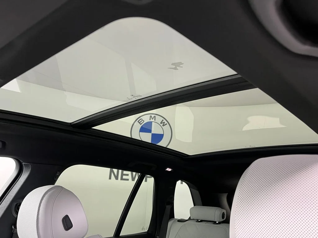 Certified Used 2023 Manhattan Green Metallic BMW xDrive40i image 30
