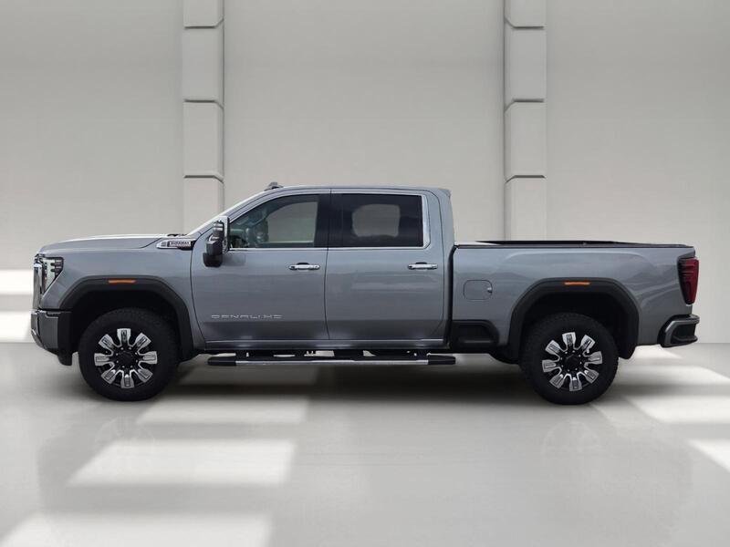 Used 2025 Sterling Metallic GMC 4WD CREW CAB 159" DENALI image 2