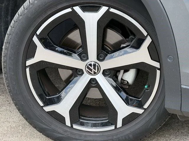 Certified Used 2026 Gray Volkswagen 2.0T SE image 7