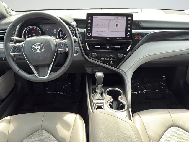 Used 2024 Silver Toyota XLE image 9