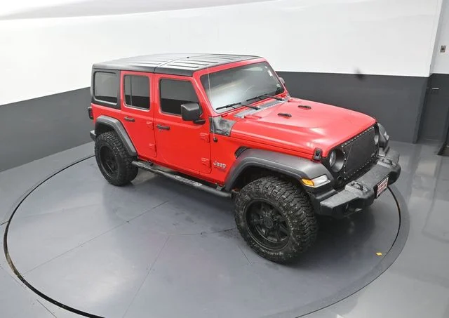Used 2018 Red Jeep Unlimited Sport image 22