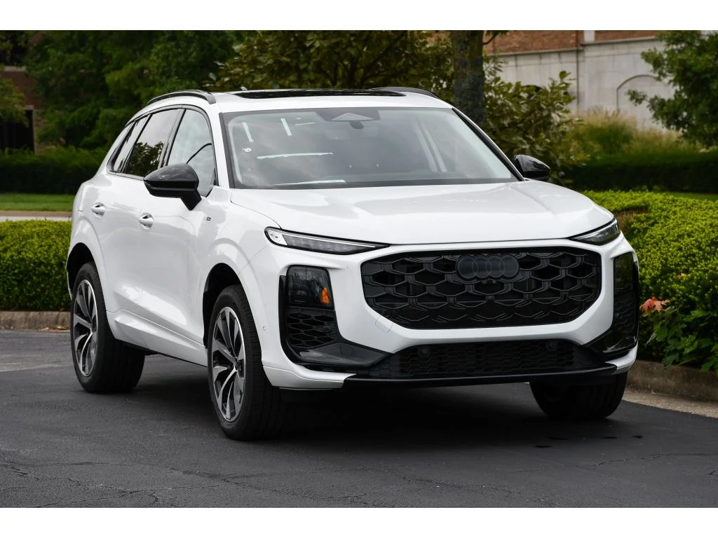 New 2026 Arkona White Audi S line image 2