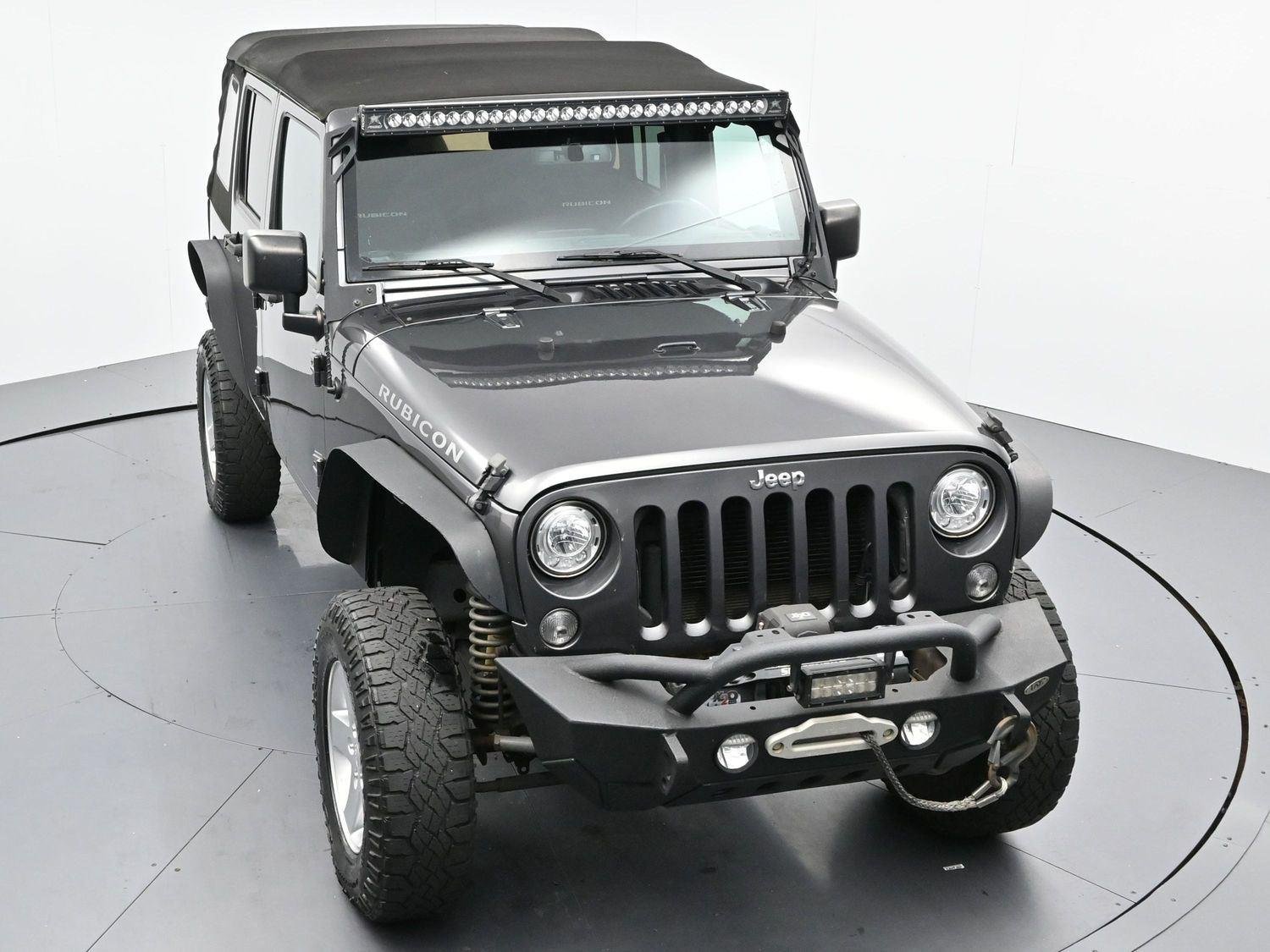 Used 2017 Granite Crystal Metallic Clearcoat Jeep Rubicon image 33