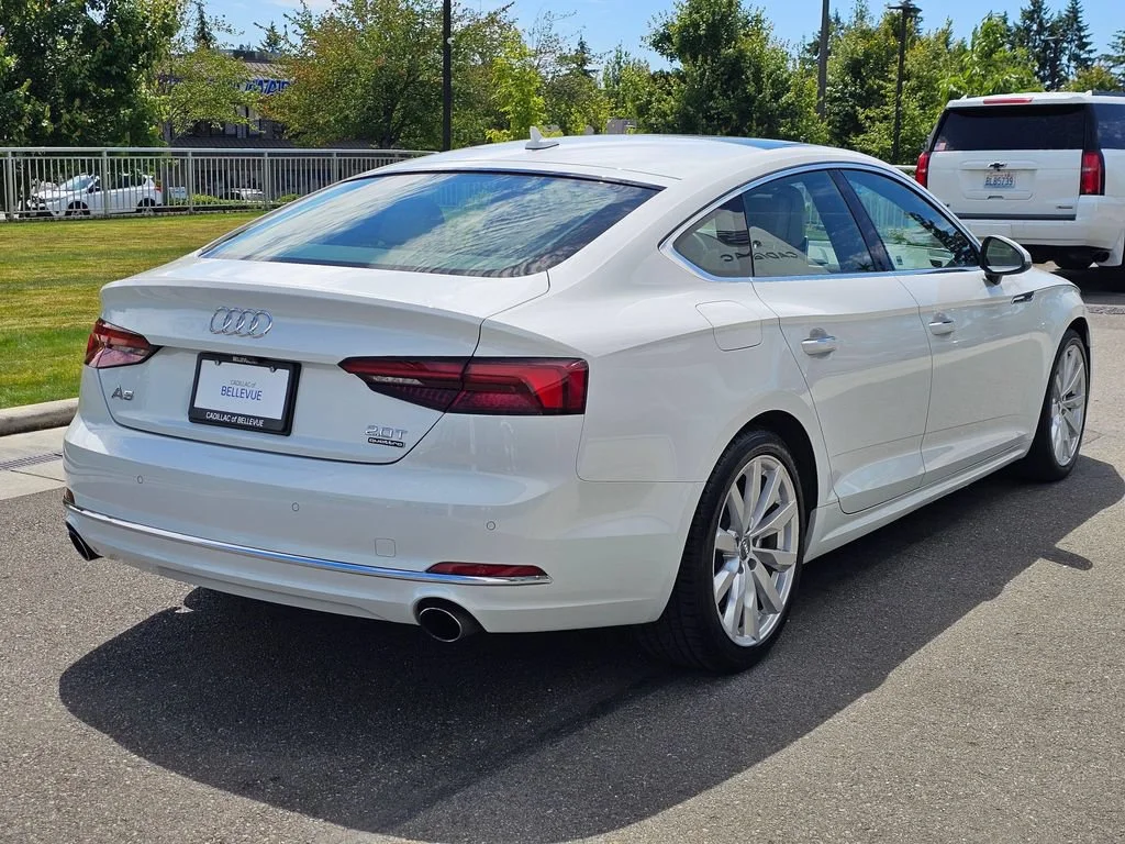 Used 2018  Audi Premium Plus image 5