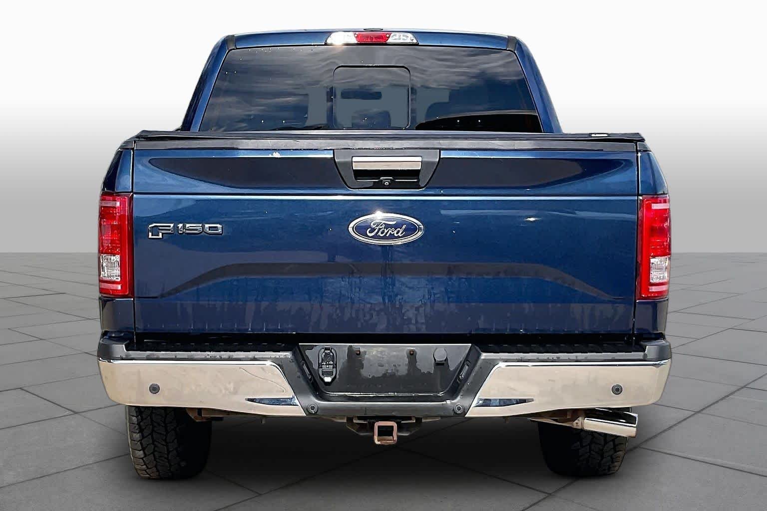 Used 2017 Blue Jeans Metallic Ford XLT image 5