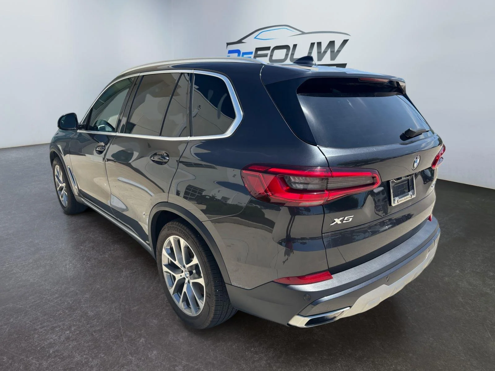 Used 2020 Dark Graphite Metallic BMW xDrive40i image 17