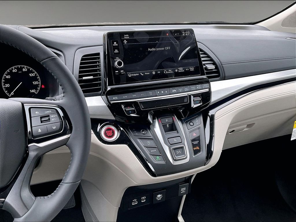 2026 Honda Odyssey Touring - Photo 13