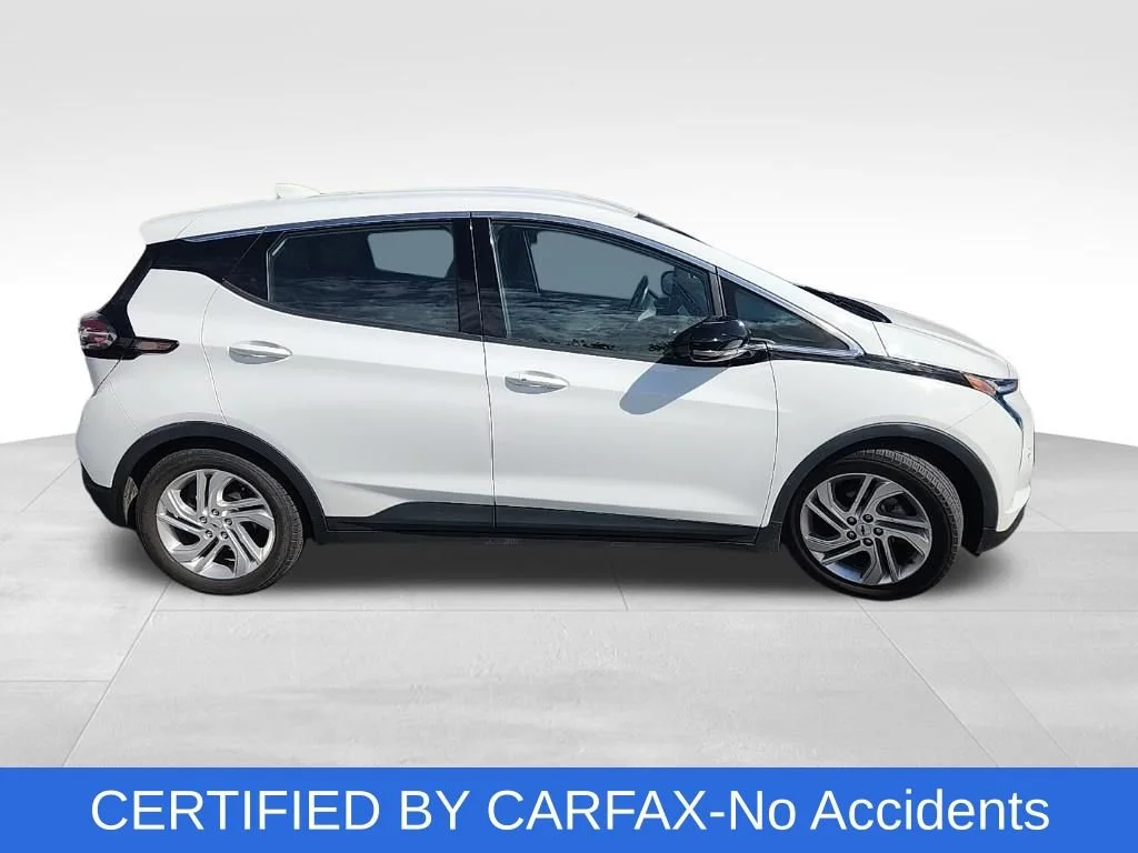Used 2023 Chevrolet Bolt EV LT with VIN 1G1FW6S00P4102094 for sale in Northfield, Minnesota