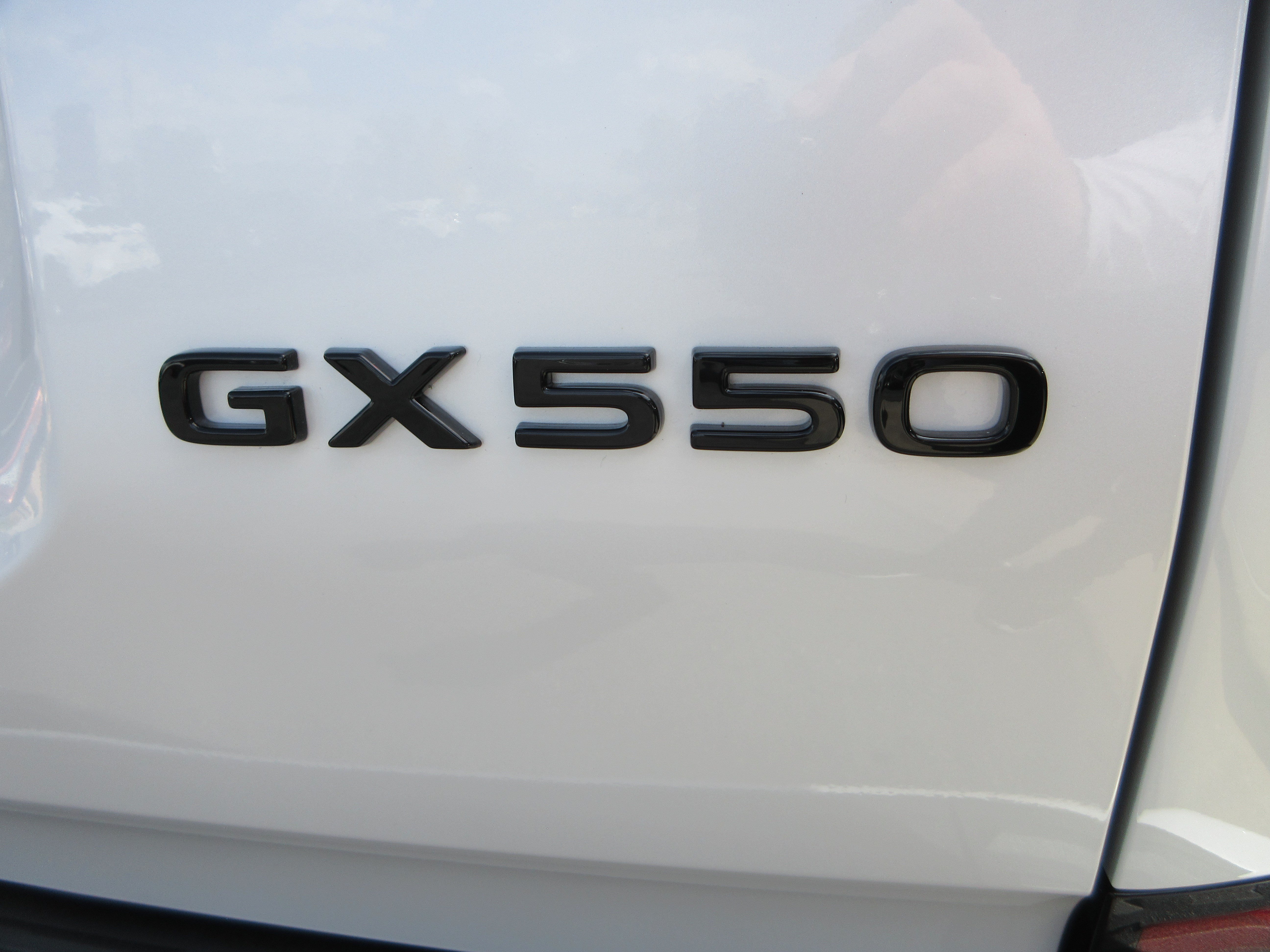 2026 Lexus GX Luxury - Photo 8
