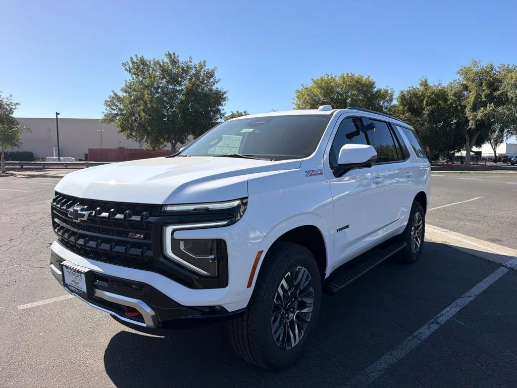 2027 Chevrolet Tahoe Z71 - Photo 3