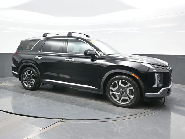 Used 2023 Black Hyundai Limited image 7
