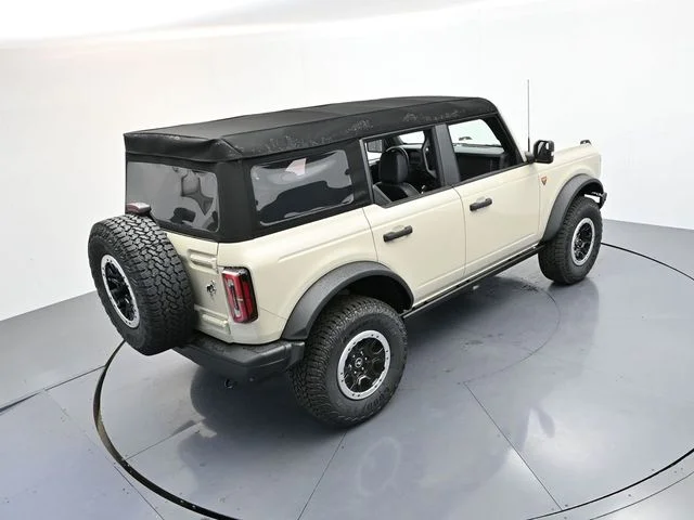 2025 Ford Bronco 4-Door Badlands - Photo 23