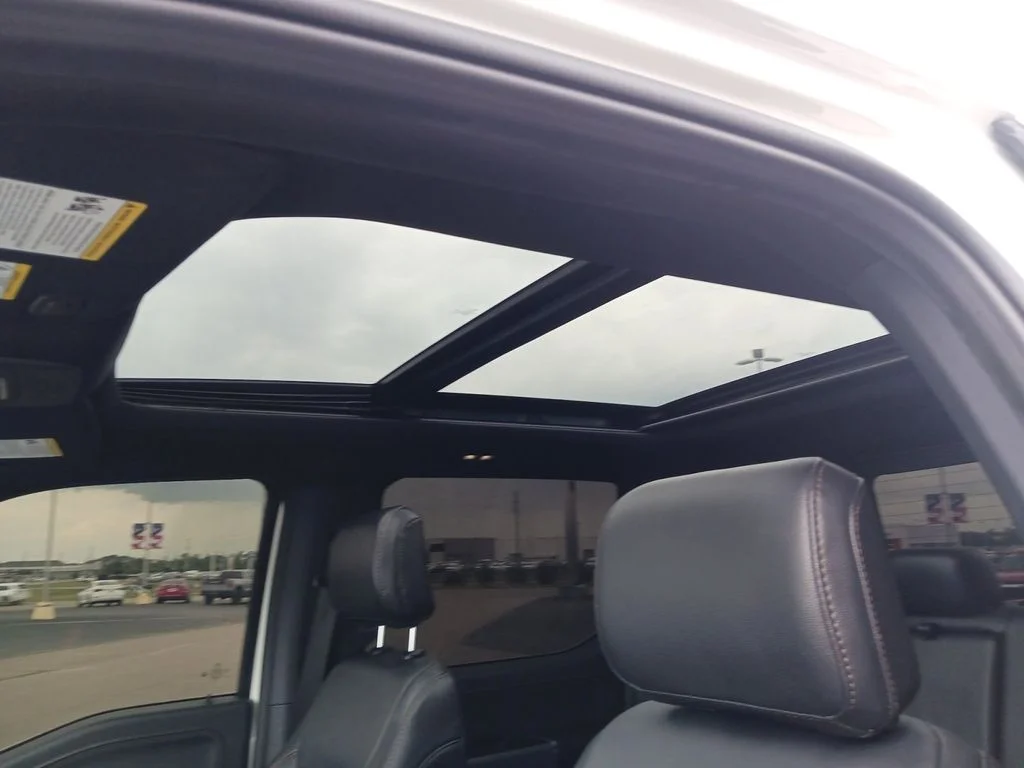 Used 2024 White Ford Lariat image 23